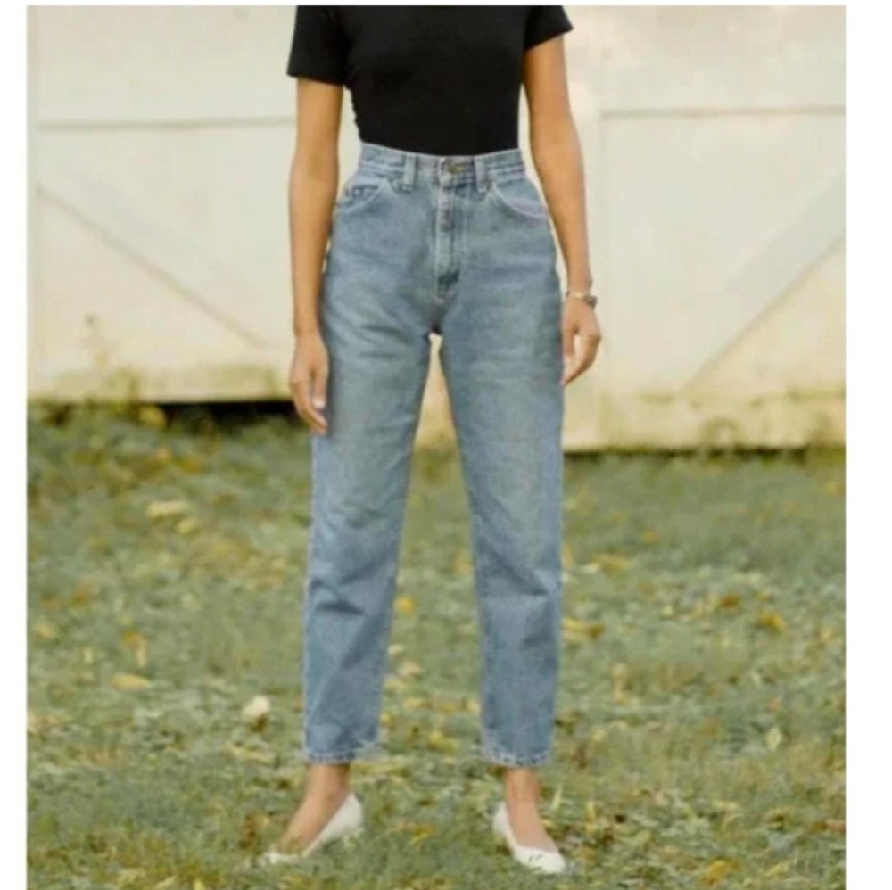 90s Vintage Lee Jeans, Relaxed Straight Leg, High Rise